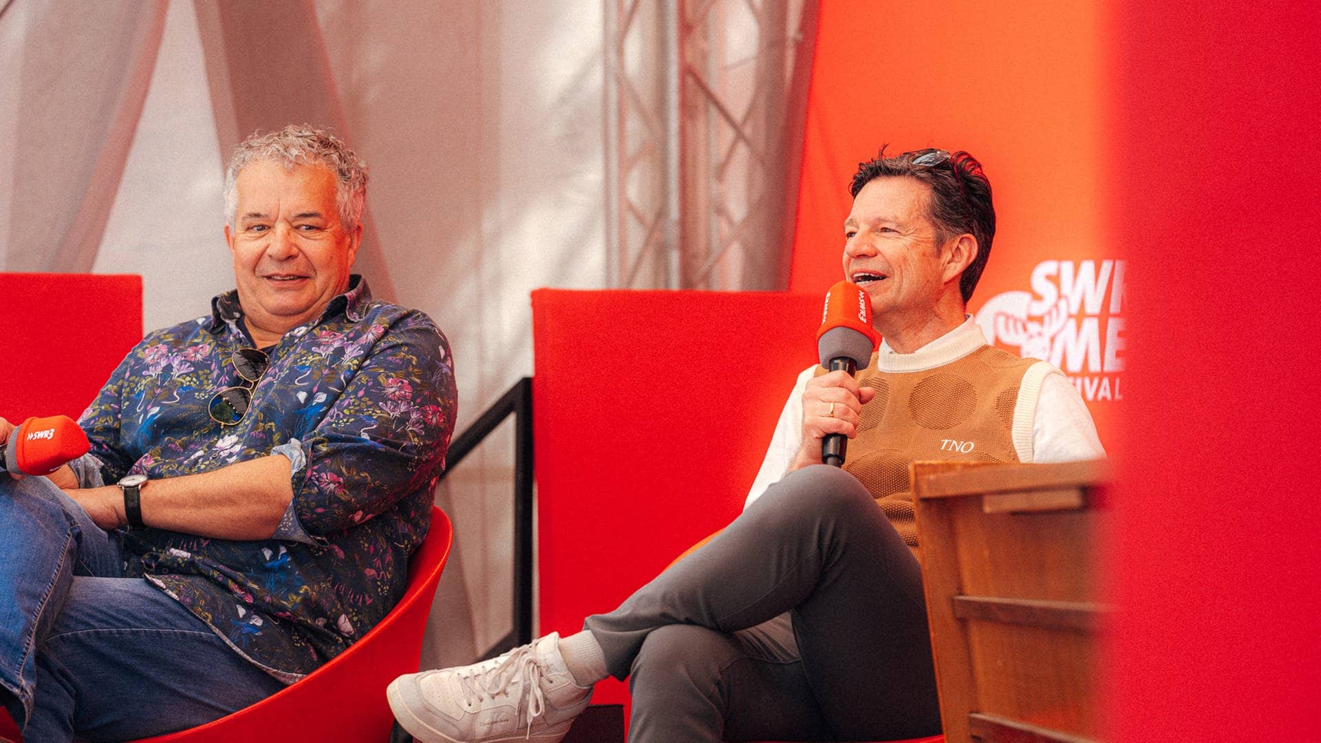 Wirby und Zeus auf der Livebühne des Comedy Festivals (Foto: SWR3, Adrian Walter)