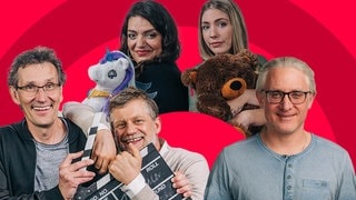 Die Macher der SWR3 Podcasts Doktorspiele, Grillen wie ein Promikoch und Mundstuhl nebeneinander