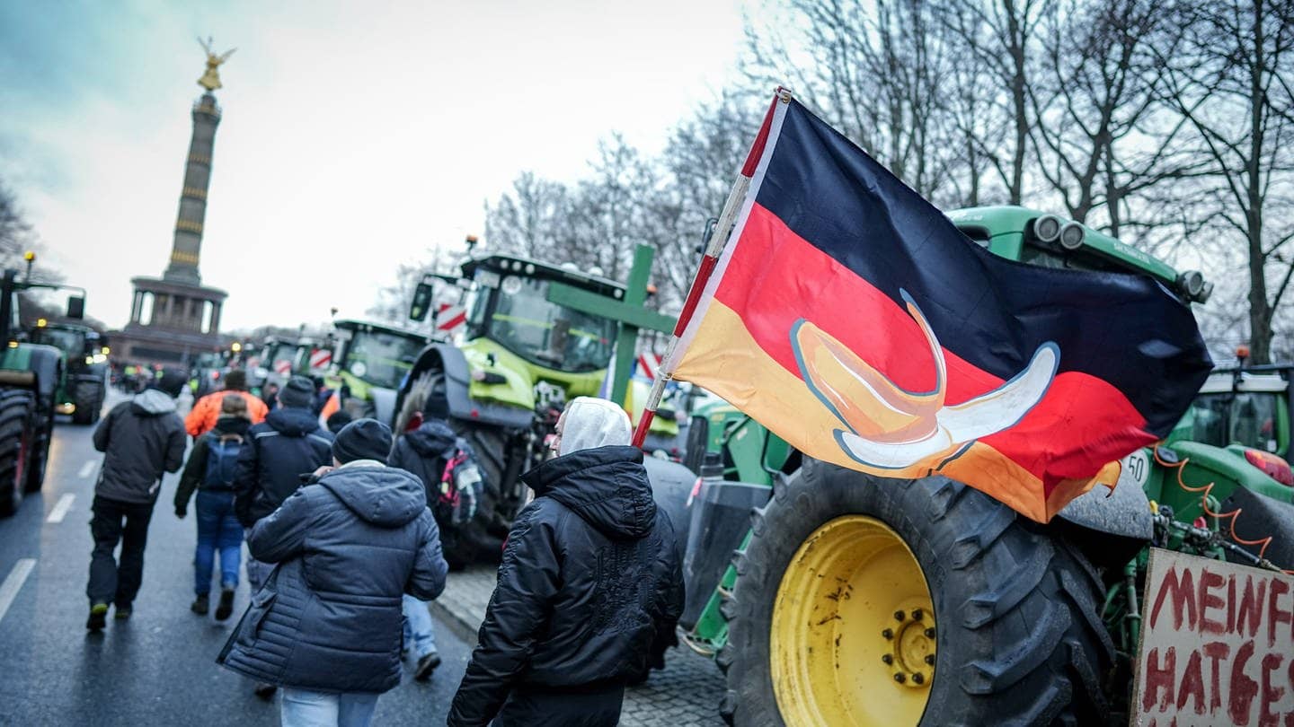 Demos waren nur das „Vorbeben“: Bauern drohen mit neuen Protesten