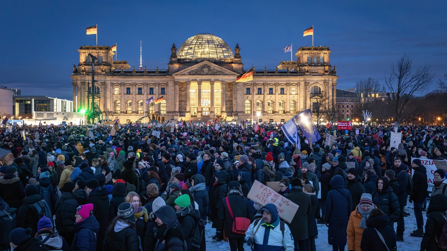 Nach Den Demos Gegen Rechtsextremismus: Wie Geht Es Weiter?