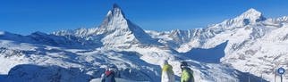 Eine Lawine begrub am Ostermontag vier Menschen unter sich. Ort des Unglücks: Riffelberg in der Schweiz - in Sichtweite das Matterhorn.