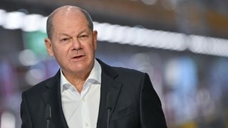 Bundeskanzler Olaf Scholz (SPD) – Er will die Ukraine  „substantiell und nachhaltig unterstützen“