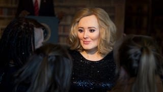 Eine Wachsfigur der Sängerin Adele wird am 21.03.2017 im Panoptikum in Hamburg präsentiert. 