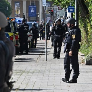 Die Polizei im Einsatz in München nach einem Schusswechsel in der Innenstadt.