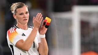 Alexandra Popp bei ihrem letzten DFB-Spiel in Duisburg.