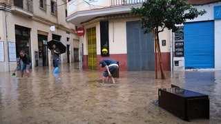 Unwetter in Spanien: nach heftigen Regen sind Straßen in Málaga überflutet.