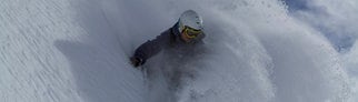 Symbolbild: ein Skifahrer fährt im Jahr 2014 bei St. Jakob im Defereggental in einer Schneewolke.