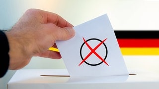 Bundestagsswahl 2025: Bis 18 Uhr sind die Wahllokale noch geöffnet