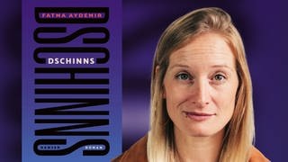 Sabrina Kemmer zeigt das Buchcover von Fatma Aydemir "Dschinns"