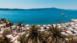 SWR3 Gewinnspiel: Gewinnerhotel in Montenegro. Blick auf die Bucht von Kotor in Tivat, Montenegro.