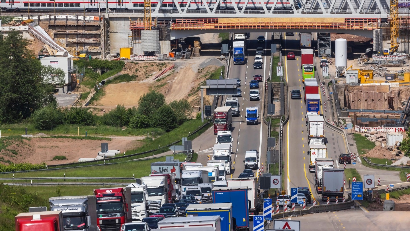 Staubilanz: A8 Bei Pforzheim Ist Bundesweiter Stau-Spitzenreiter