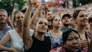 Nina Chuba sorgt für Abrissstimmung bei Das Fest 2024 in Karlsruhe