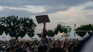 Nina Chuba sorgt für Abrissstimmung bei Das Fest 2024 in Karlsruhe