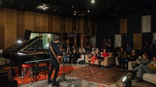 Max Giesinger: Studio Session