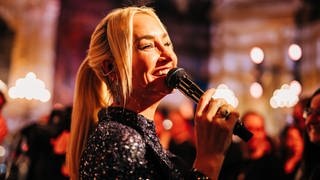 Sarah Connor und 100 Fans beim SWR3 Weihnachtskonzert im Casino Baden-Baden