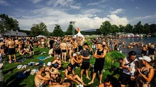 Das Sea You Festival am Tunisee bei Freiburg 2024 ist ein wahrgewordener Sommertraum für Fans elektronischer Musik