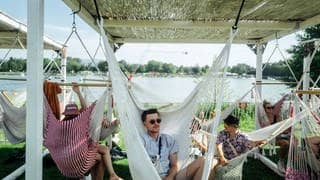 Das Sea You Festival am Tunisee bei Freiburg 2024 ist ein wahrgewordener Sommertraum für Fans elektronischer Musik