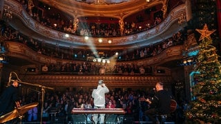 Nico Santos hat beim SWR3 Weihnachtskonzert für viele Überraschungen gesorgt.