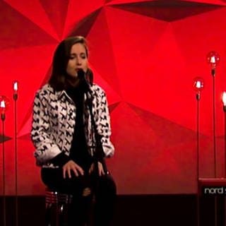 Alice Merton: Why so serious