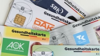 Geldprobleme bei den gesetzlichen Krankenkassen sind grundsätzlich nichts Neues. Jetzt stehen die Kassen aber möglicherweise vor der größten Finanzlücke ihrer Geschichte.