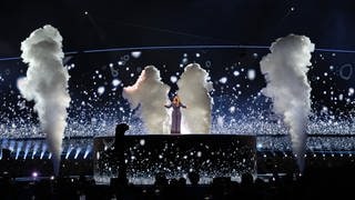 Sängerin Adele steht auf der Mega-Bühne für ihre Konzerte in München, August 2024.