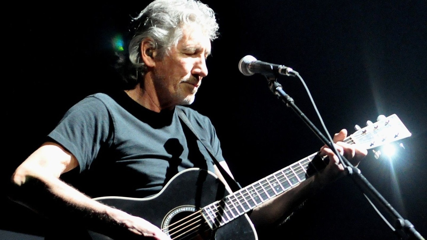 roger waters anti semite