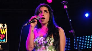 Amy Winehouse bei ihrem Konzert 2004 im Theater Baden-Baden.