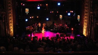 Amy Winehouse bei ihrem Konzert 2004 im Theater Baden-Baden.