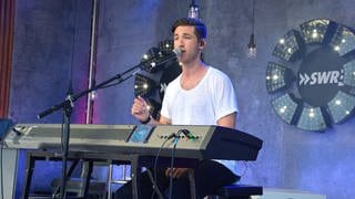 Justin Jesso beim Star-Talk beim New Pop Festival 2019