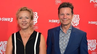 Die Stars auf dem roten Teppich: SWR Hauptstadtkorrespondentin Evi Seibert und SWR3 Moderator Michael Wirbitzky