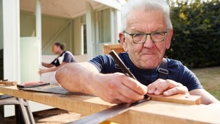 Fragen Sie Kretschmann: Satellit aus Holz