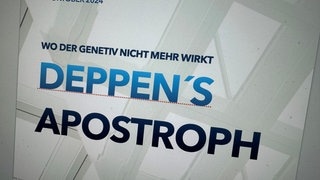 Schild mit der Aufschrift Deppen's Apostroph. Symbolbild für: Apostroph im Deutschen? Wann wird es gesetzt? Tipps zur Rechtschreibung.