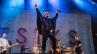 Beatsteaks: Arnim rockte im Regencape