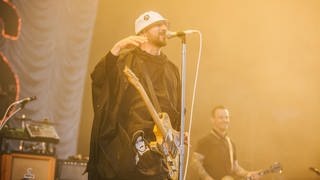 Beatsteaks: Arnim rockte im Regencape