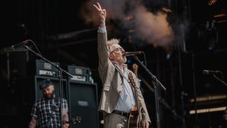 Der Sänger von Flogging Molly auf der Bühne von Rock am Ring 2023