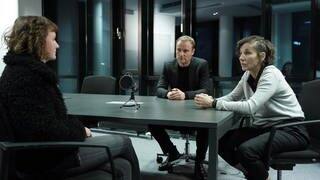 Tatort Berlin (14.11.2021): Meret Becker (Nina Rubin) und Mark Waschke (Robert Karow) als Ermittler-Duo, jetzt unterstützt von Tan Çağlar als Assistent Skander Demirel