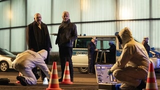 Szenenbilder aus dem Tatort Köln „Restschuld“ mit Ballauf und Schenk